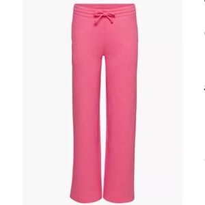 TNA Cozy Fleece Boyfriend Wide Sweatpant Limited Edition “Cosmo Pink”